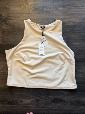 Express Sleeveless Scoop Neck Tank Top in Cream
